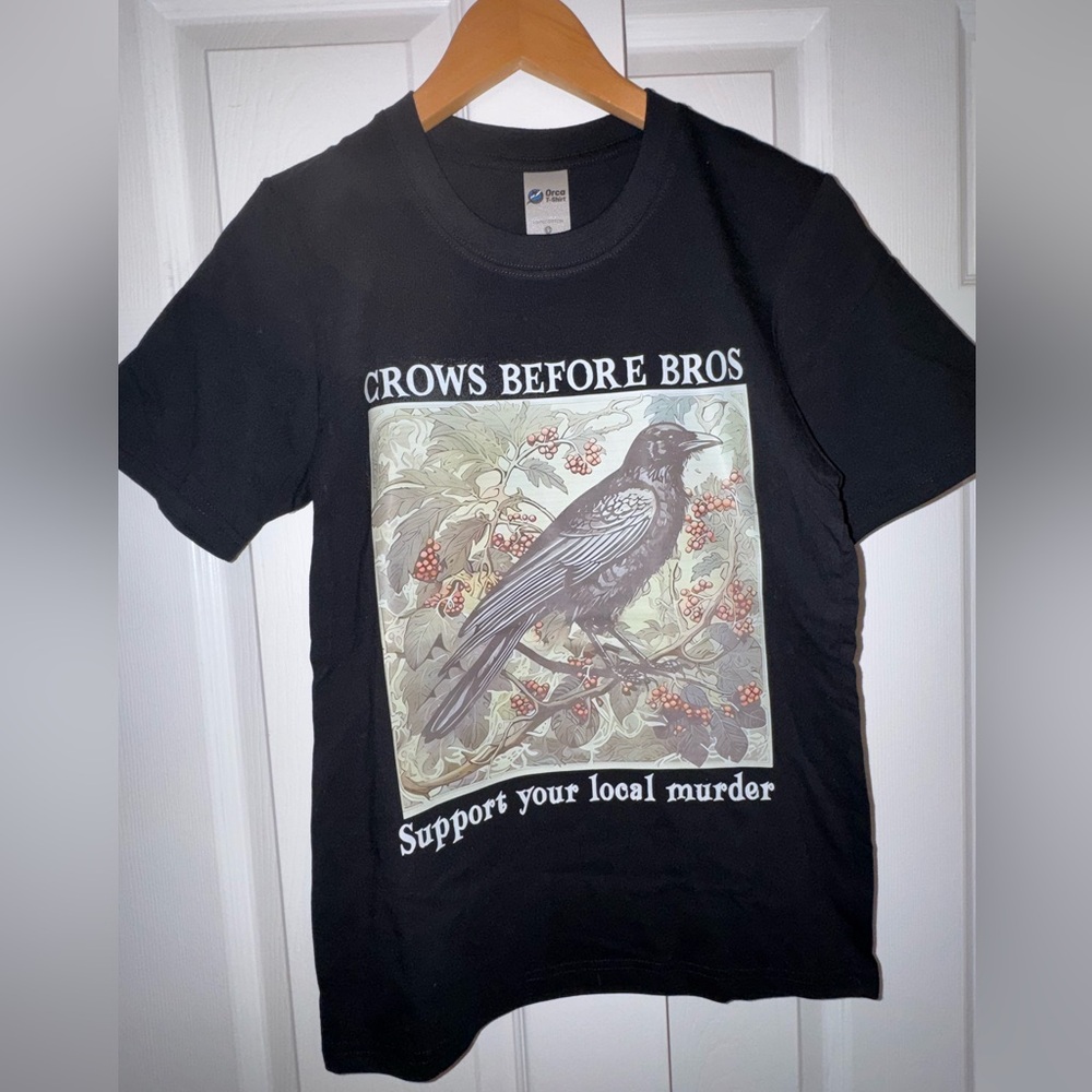 💥SALE Black Graphic Tee with Crow Design